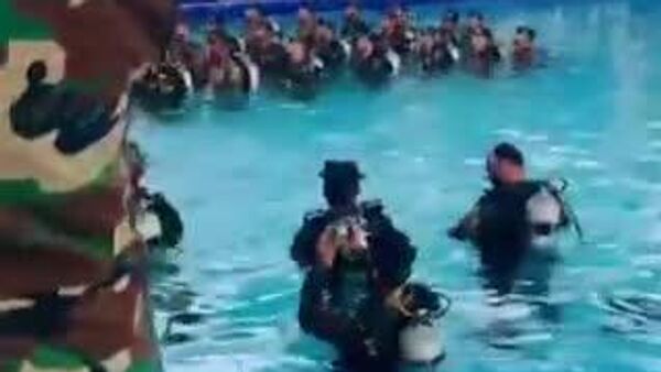 #viral | እጅን በአፍ የሚያስጭነው ትዕይንት፦ የፓኪስታን ባህር ኃይል ለልዩ ኃይል ቡድኑ ያልተለመደ የውሃ ውስጥ የሽልማት ሥነ-ሥርዓት አካሄደ - Sputnik አፍሪካ