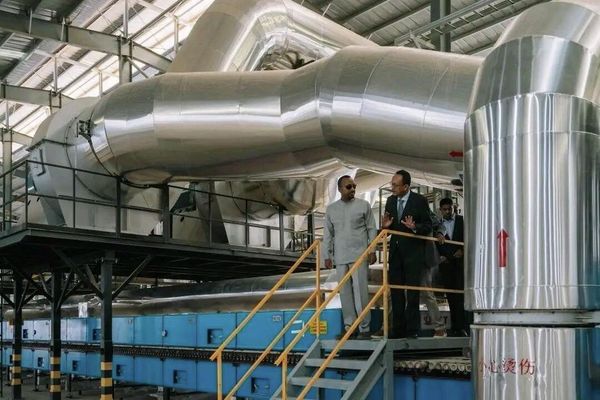 ኢትዮጵያ ከውጭ የሚገቡ ምርቶችን በሀገር ውስጥ ለመተካት የምታደርገው ጥረት አካል የሆነ የሴራሚክ ፋብሪካ ሥራ አስጀመረች ኢትዮጵያ ከውጭ የሚገቡ ምርቶችን በሀገር ውስጥ ለመተካት የምታደርገው ጥረት አካል የሆነ የሴራሚክ ፋብሪካ ሥራ አስጀመረች - Sputnik አፍሪካ
