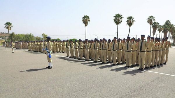 ወታደራዊ ማሰልጠኛ ትምህርት ቤቱ፣ ባለሙያዎቹን በአካል ብቃትና በሀገር ፍቅር ሥነ-ልቦና ግንባታ ዙሪያ ለአንድ ወር በማሰልጠን ማስመረቁን የመከላከያ ሚኒስቴር በማኅበራዊ ትስስር ገፁ አስታውቋል፡፡ - Sputnik አፍሪካ