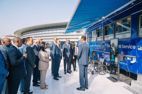 በአፍሪካ ቀዳሚ የተቀናጀ የዲጂታል አገልግሎት መተግበሪያ ዛሬ በይፋ መርቀናል - ዐቢይ አሕመድ በአፍሪካ ቀዳሚ የተቀናጀ የዲጂታል አገልግሎት መተግበሪያ ዛሬ በይፋ መርቀናል - ዐቢይ አሕመድ - Sputnik አፍሪካ