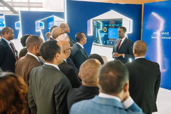 በአፍሪካ ቀዳሚ የተቀናጀ የዲጂታል አገልግሎት መተግበሪያ ዛሬ በይፋ መርቀናል - ዐቢይ አሕመድ በአፍሪካ ቀዳሚ የተቀናጀ የዲጂታል አገልግሎት መተግበሪያ ዛሬ በይፋ መርቀናል - ዐቢይ አሕመድ - Sputnik አፍሪካ