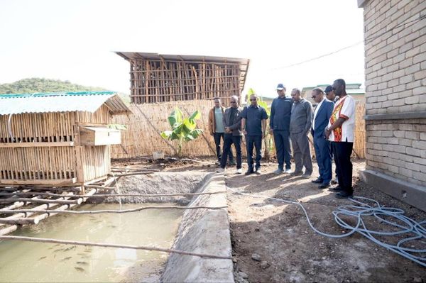 ጠቅላይ ሚኒስትር በደቡብ ኢትዮጵያ ክልል የተገነባውን ዘመናዊ የሀማሳ ሞዴል መንደር ዛሬ በይፋ መረቁ ጠቅላይ ሚኒስትር በደቡብ ኢትዮጵያ ክልል የተገነባውን ዘመናዊ የሀማሳ ሞዴል መንደር ዛሬ በይፋ መረቁ - Sputnik አፍሪካ