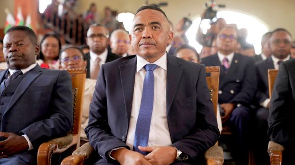 የማደጋስካር ፕሬዝዳንት ተሽከርካሪ ባልታወቁ ድሮኖች ሲታደን እንደነበር የሀገሪቱ ፕሬዝዳንት ጽሕፈት ቤት አስታወቀ - Sputnik አፍሪካ