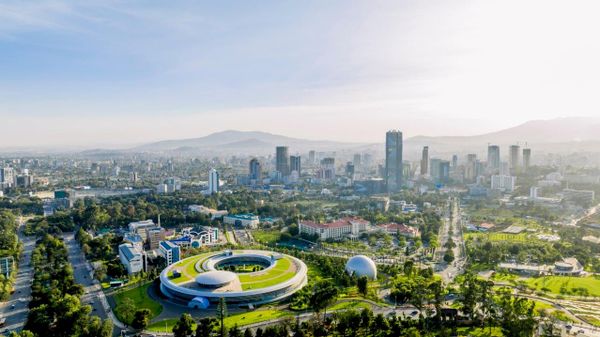 አዲስ አበባ ከጭስ የጸዱ ትምህርት ቤቶችን ለመፍጠር የትምባሆ መሸጫ ርቀትን ወደ 500 ሜትር አሳደገች - Sputnik አፍሪካ