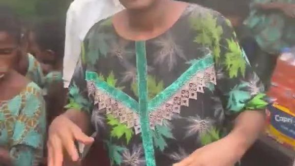 የናይጄሪያ ጦር ኃይሎች ወደ ሁለት ወር ገደማ የታገቱ 39 ተማሪዎችን እና 6 መምህራንን አስለቀቁ - የፕሬዝዳንቱ ጽሕፈት ቤት - Sputnik አፍሪካ
