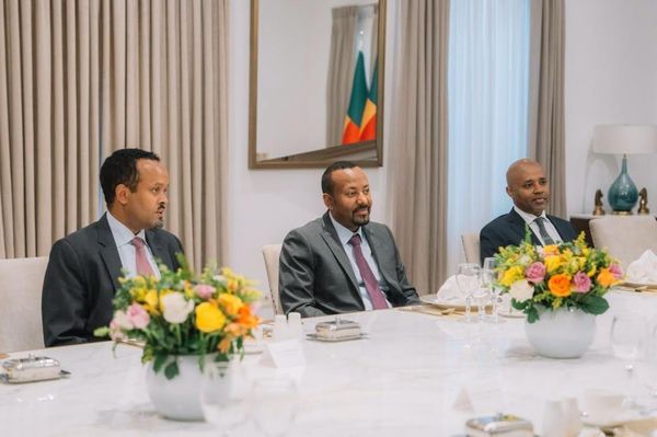 ኢትዮጵያ እና ቤኒን ለጥልቅ አጋርነት እና ለዘላቂ ወዳጅነት ያላቸውን የጋራ ቁርጠኝነት ለማሳደግ ጽኑ ፍላጎት አላቸው - ጠቅላይ ሚኒስትር ዐቢይ አሕመድ - Sputnik አፍሪካ