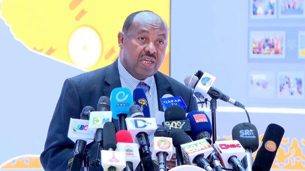 የኢትዮጵያ ብሔራዊ የምክክር ጉባኤ ተሳታፊዎች በተመደቡላቸው አጀንዳዎች ላይ ውይይት ጀመሩ - ኮሚሽኑ - Sputnik አፍሪካ