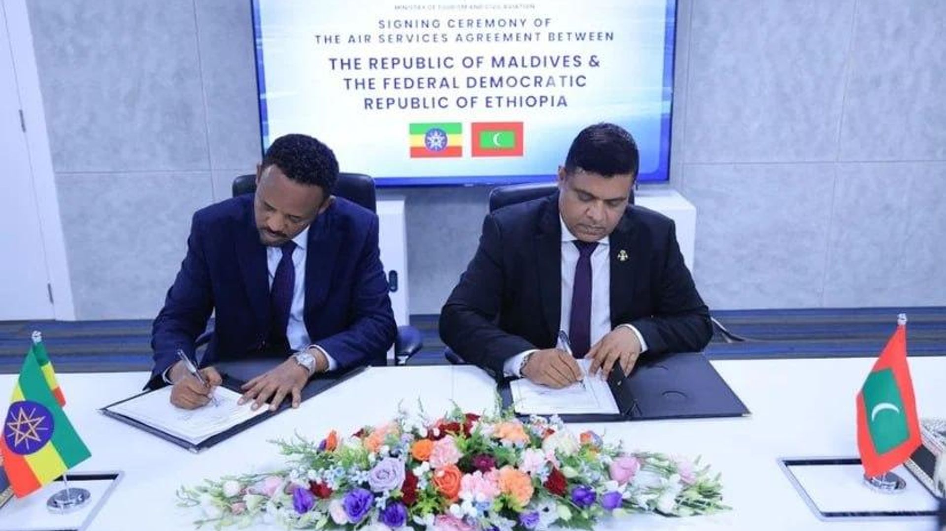 ኢትዮጵያ እና ማልዲቭስ የቀጥታ በረራ ለማስጀመር የሚያስችላቸውን የአየር አገልግሎት ስምምነት ተፈራረሙ ኢትዮጵያ እና ማልዲቭስ የቀጥታ በረራ ለማስጀመር የሚያስችላቸውን የአየር አገልግሎት ስምምነት ተፈራረሙ - Sputnik አፍሪካ, 1920, 21.07.2026