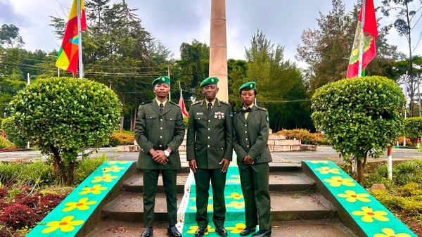 የሩዋንዳ መከላከያ ሠራዊት አባላት ከሆለታ ወታደራዊ አካዳሚ ተመረቁ - Sputnik አፍሪካ