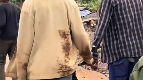 ከሰረቁት በግ ጋር ታስረው እኔን ያየህ ተቀጣ አደባባይ የዞሩት ሌቦች - Sputnik አፍሪካ