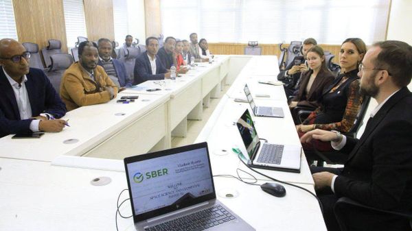 የኢትዮጵያ የስፔስ ሳይንስ እና ጂኦስፓሻል ኢንስቲትዩት ከሩሲያ ኩባንያዎች ጋር በካርታ ዝግጅት ዙሪያ ትብብር ፈጠረ - Sputnik አፍሪካ