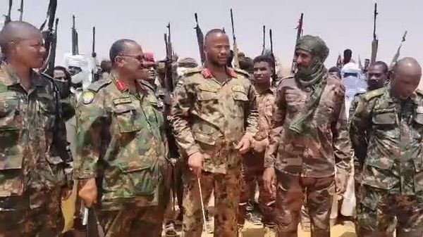 በመቶዎች የሚቆጠሩ የፈጥኖ ደራሽ ኃይሉ ተዋጊዎች ከሱዳን ሠራዊት ጋር ተቀላቀሉ፤ ለዓመፀኛው ከፊል ወታደራዊ ኃይል ትልቅ ኪሳራ ሆነ - Sputnik አፍሪካ