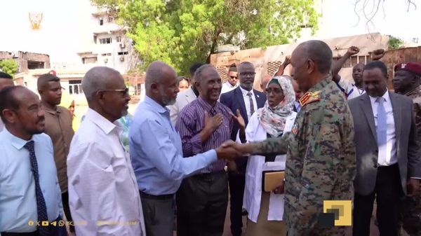 የሱዳን የሉዓላዊ ምክር ቤት ሊቀመንበር በካርቱም የሚገኙ ሆስፒታሎችን ሲጎበኙ፤ የአል-ሻዓብ ማስተማሪያ ሆስፒታል እንዲከፈት ትዕዛዝ አስተላለፉ - Sputnik አፍሪካ