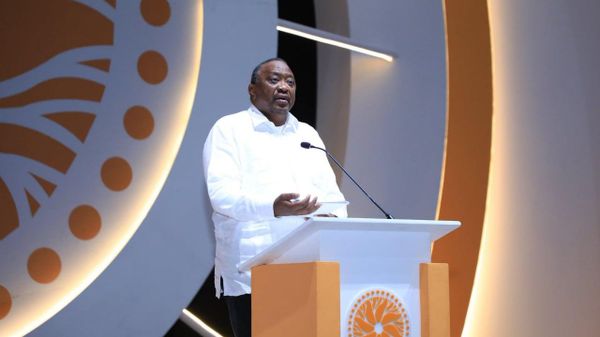 በአዲስ አበባ የሚከሰት ነገር አዲስ አበባ ብቻ አይቀርም - የቀድሞው የኬንያ ፕሬዝዳንት - Sputnik አፍሪካ