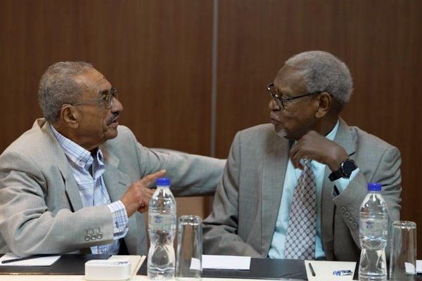 ሱዳናውያን የሰላም ኃይሎች በአል-ቡርሃን የውይይት ጥሪ ላይ ለመምከር በኢትዮጵያ ተሰበሰቡ - Sputnik አፍሪካ