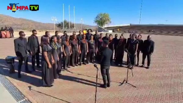 ናሚቢያ ስድስት የነፃነት ጀግኖችን በድጋሚ ቀበረች፤ ደቡብ አፍሪካ በበኩሏ የጠፉ ሰዎችን በማፈላለግ ድጋፍ እንደምታደርግ ቃል ገብታለች - የመንግሥት ሚዲያ - Sputnik አፍሪካ