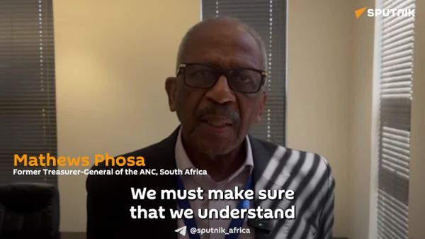 አፍሪካ ማዕድናትን በሀገር ውስጥ ማቀናበር እና የተጠናቀቁ ምርቶችን ወደ ውጭ መላክ አለባት - ደቡብ አፍሪካዊ ፖለቲከኛ - Sputnik አፍሪካ