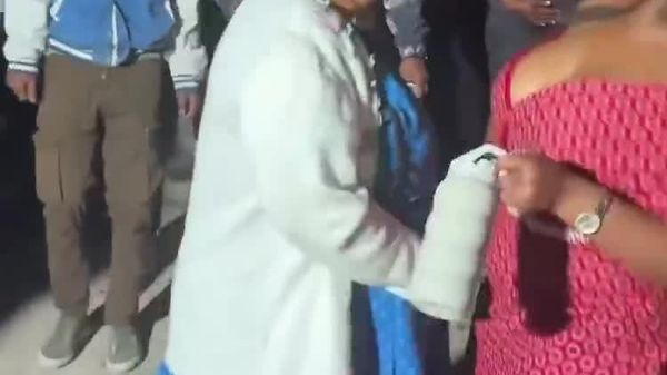 ሻኪራ ማን ነች? ጄ ሎንስ ማነው ደፍሮ የሚጠራው? ሁሉንም ባስናቀ ዳንስ መድረኩን የተቆጣጠሩት አያት - Sputnik አፍሪካ
