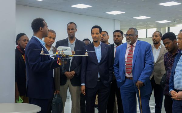 ኢትዮጵያ በሰው ሠራሽ አስተውሎት ዓለም አቀፍ ተወዳዳሪ የሚያደርጋትን አቅም  - Sputnik አፍሪካ