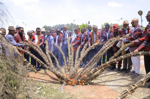የሀዲያ ብሔር ዘመን መለወጫ “ያሆዴ” በዓል በሆሳዕና ከተማ በድምቀት ተከበረ - Sputnik አፍሪካ